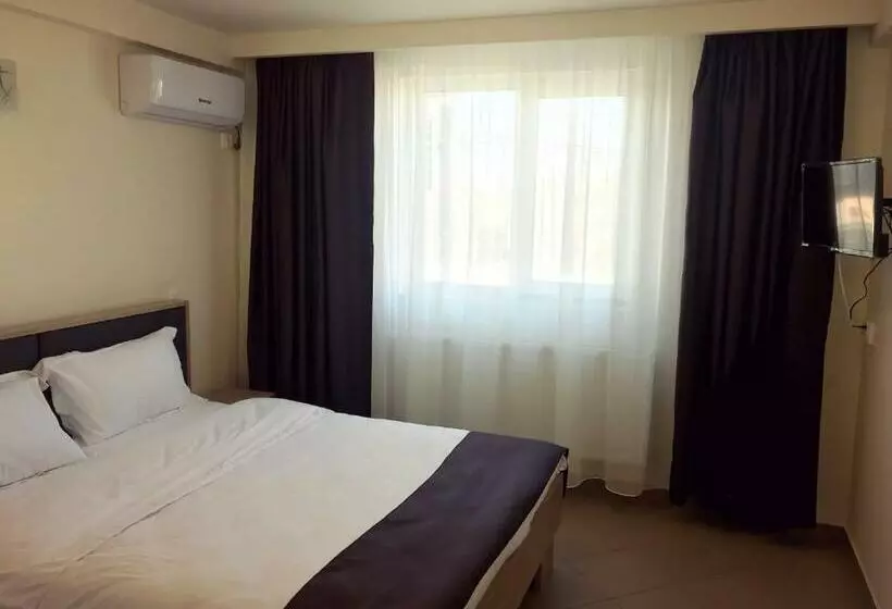 Majatalo Casa Bucurr