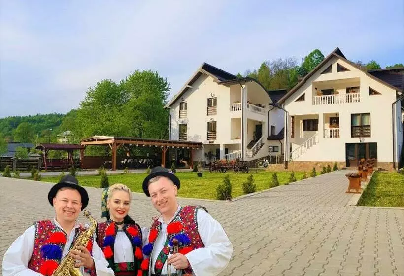 ペンション Casa Fratii Mât