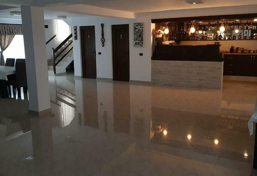 پانسیون Casa Fratii Mât