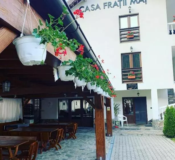 ペンション Casa Fratii Mât