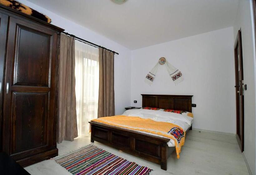 پانسیون Casa Fratii Mât