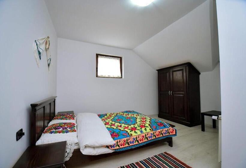 پانسیون Casa Fratii Mât