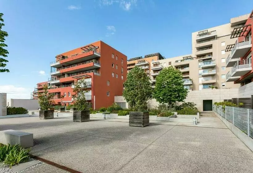 ペンション Bien Vivre Ensemble Aux Marches Du Soleil   Chambres Privées Chez L Habitant Dans Appartement Partag