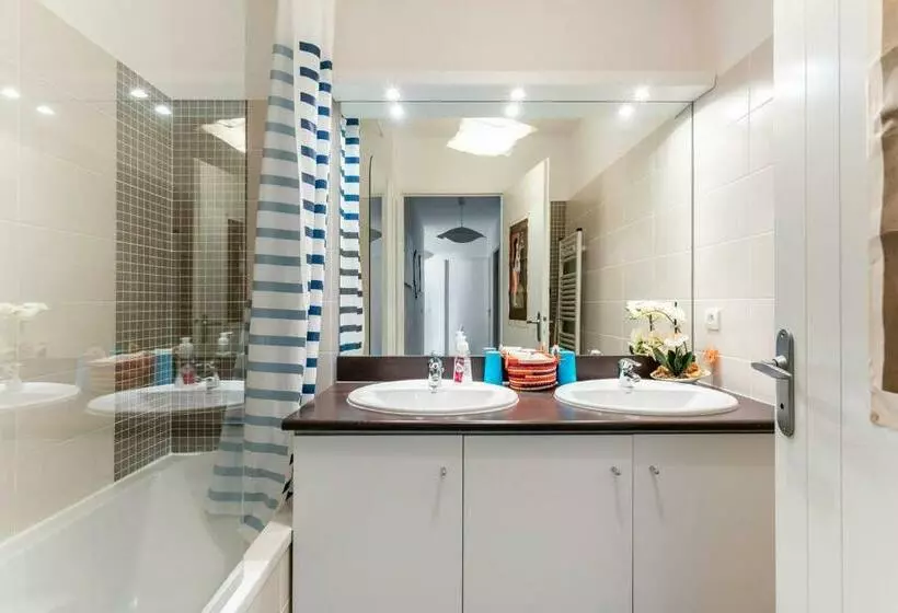 ペンション Bien Vivre Ensemble Aux Marches Du Soleil   Chambres Privées Chez L Habitant Dans Appartement Partag