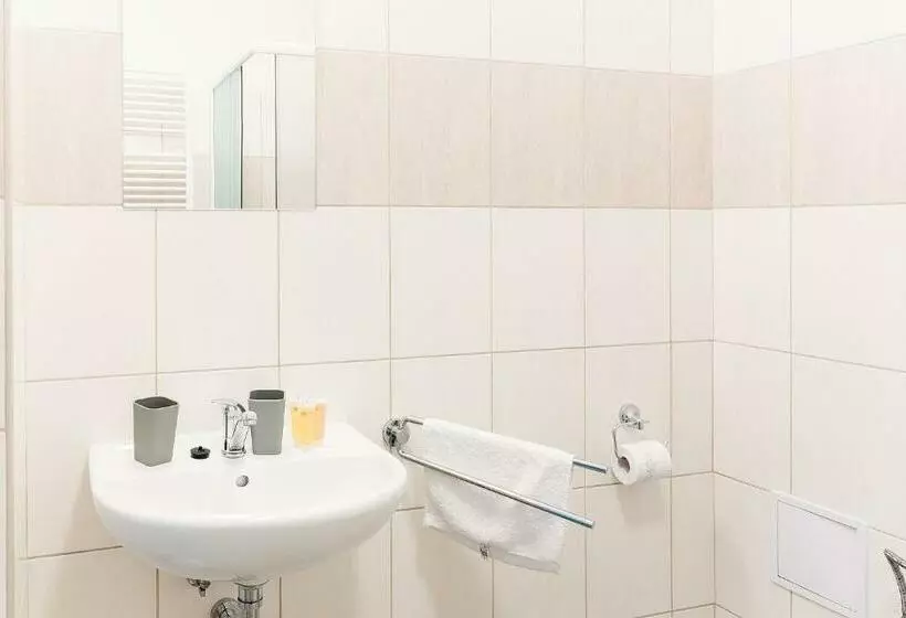 Majatalo Pivovar Falkenštejn