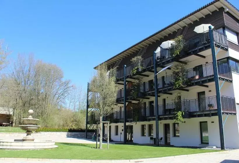 Waldhotel Rainau