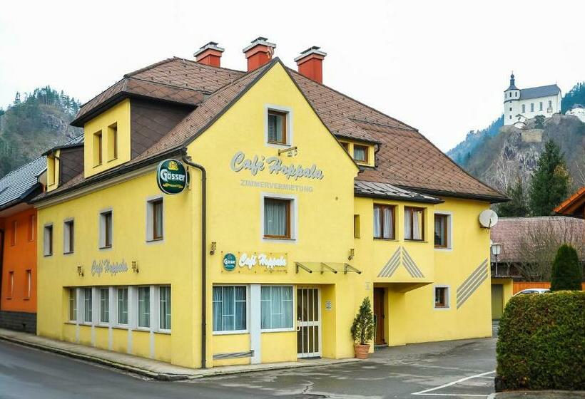 Bed and Breakfast Cafe Hoppala