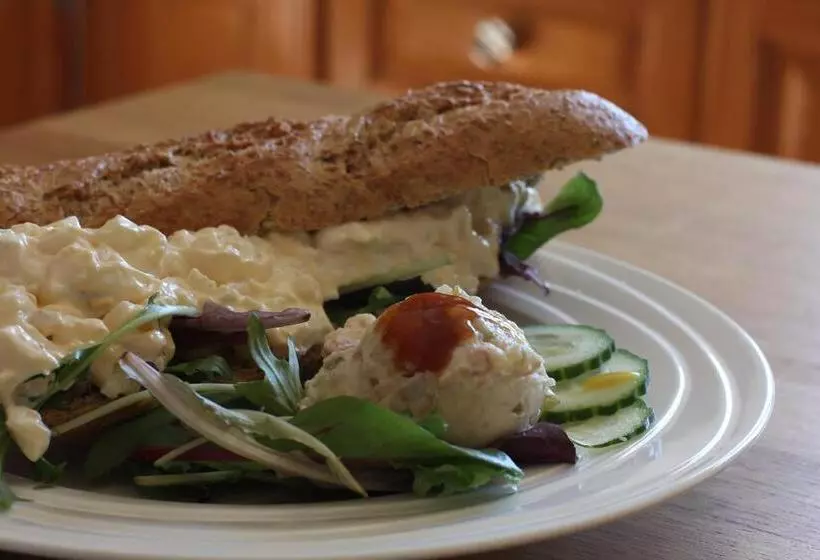 Aamiaismajoitus (B&B) Casa De La Piña