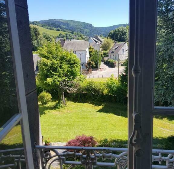 مبيت وإفطار Domaine Les Pradets