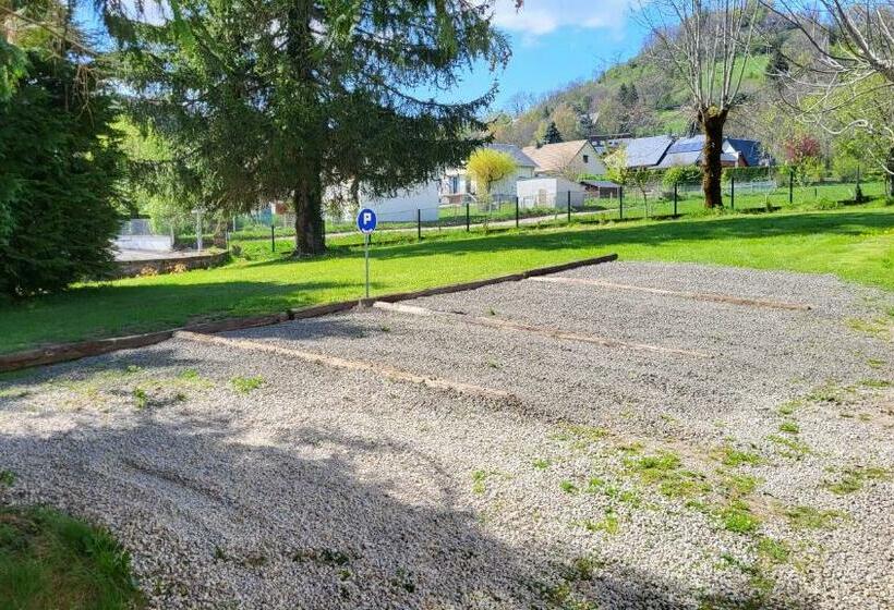 مبيت وإفطار Domaine Les Pradets