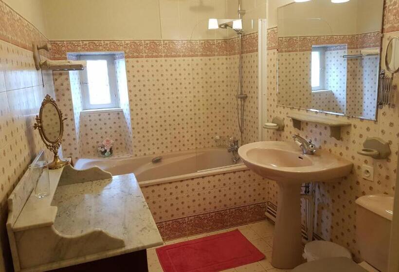 مبيت وإفطار Domaine Les Pradets