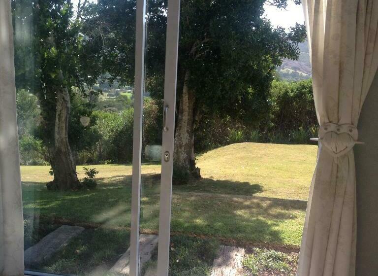 مبيت وإفطار Golf View Cottage