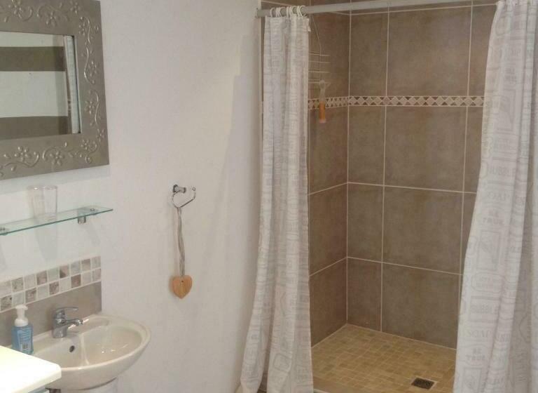 مبيت وإفطار Golf View Cottage