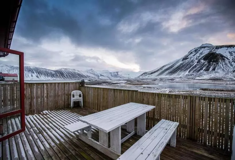 هتل Eiði Farmhouse