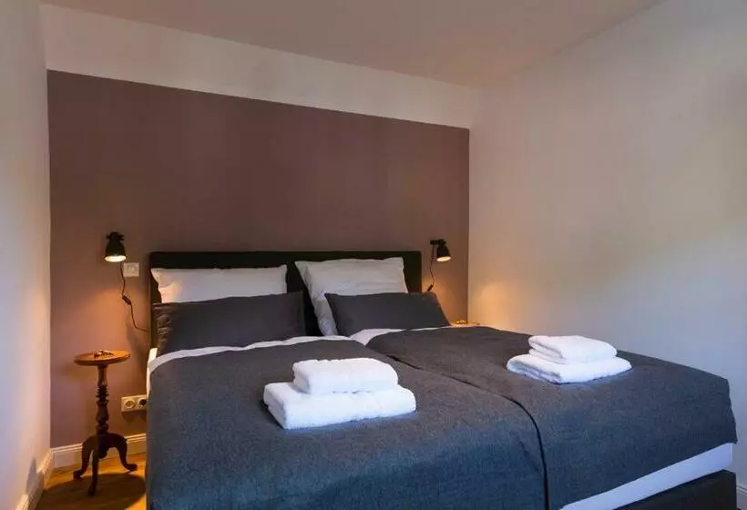 Hotelli Zur Burgstiege