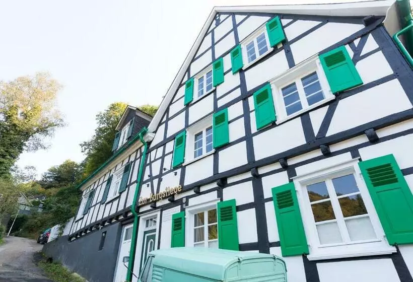 Hotelli Zur Burgstiege