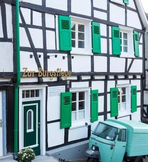 Hotelli Zur Burgstiege