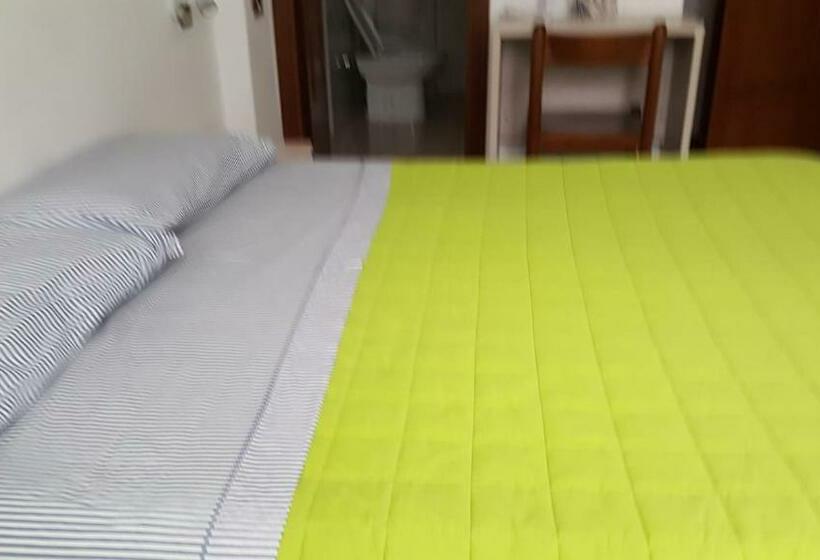 ペンション Foresteria Lombarda Da Giovanna