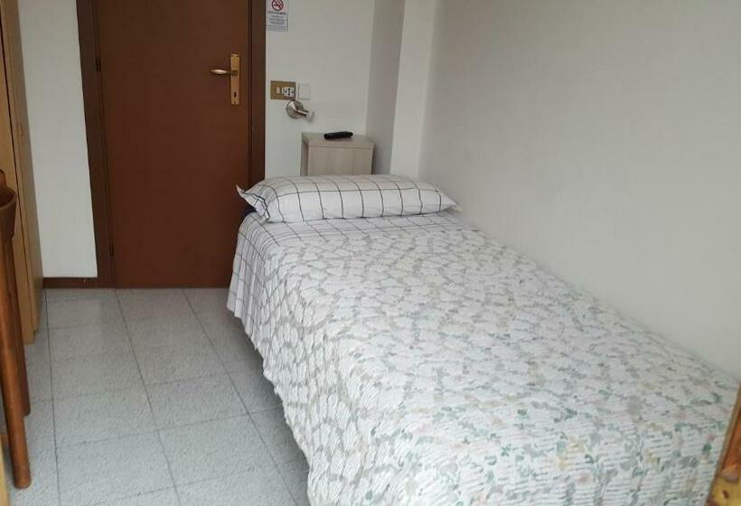 ペンション Foresteria Lombarda Da Giovanna