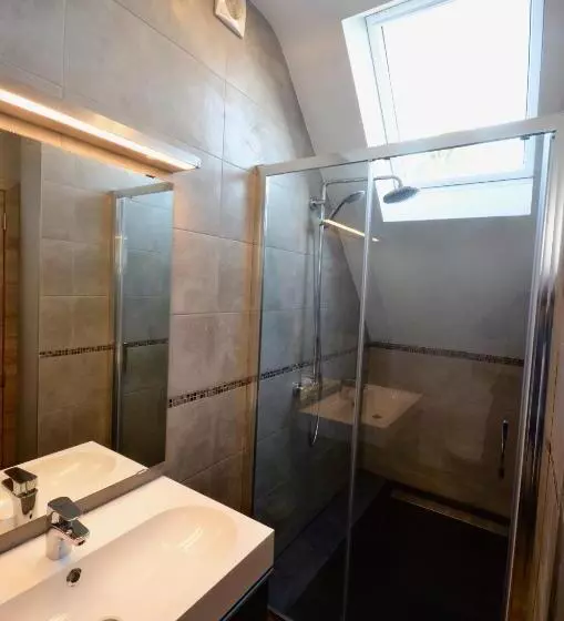 Majatalo Le Duplex De La Raveline 48a