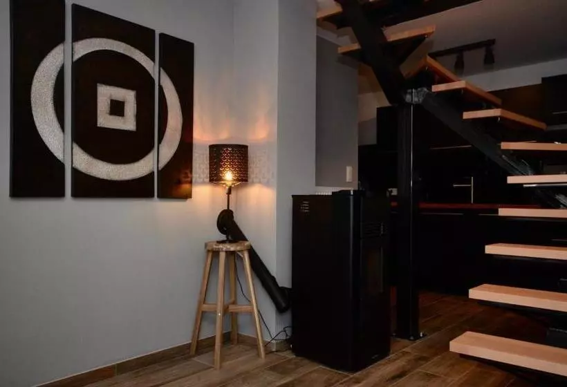 Majatalo Le Duplex De La Raveline 48a