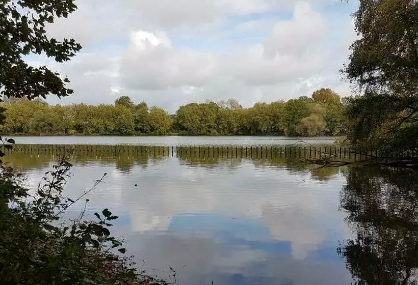 ペンション Nena Guesthouse