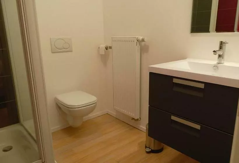 ペンション Nena Guesthouse