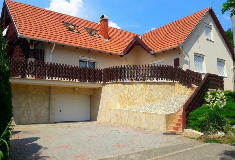 Пансион Sókristály Vendégház