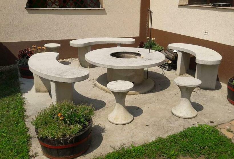 Пансион Sókristály Vendégház