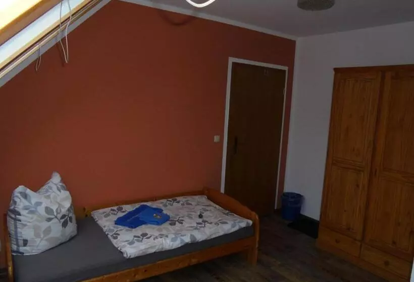 Majatalo Zimmervermietung Schönfließer Stuben Auch Für Monteure