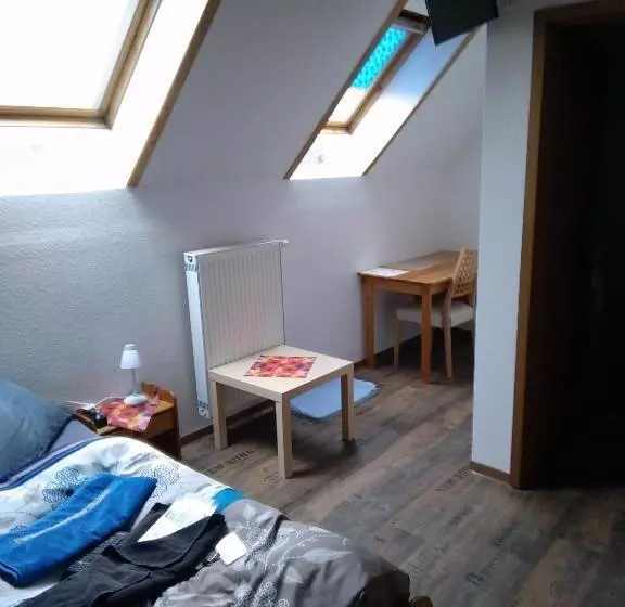 Majatalo Zimmervermietung Schönfließer Stuben Auch Für Monteure