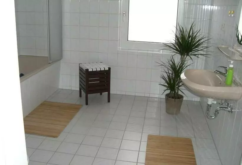 Majatalo Zimmervermietung Schönfließer Stuben Auch Für Monteure