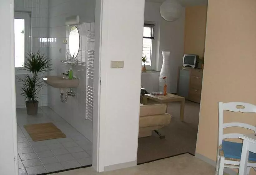 Majatalo Zimmervermietung Schönfließer Stuben Auch Für Monteure