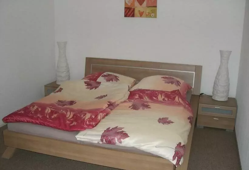 Majatalo Zimmervermietung Schönfließer Stuben Auch Für Monteure