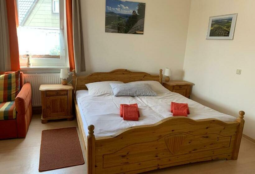 Общежитие Gasthaus & Pension Zirkelstein