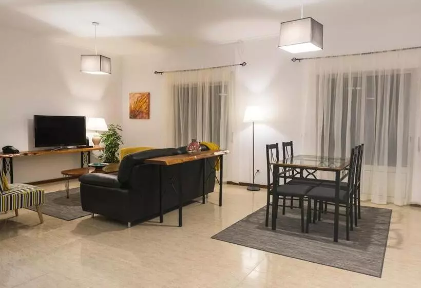 Majatalo Areal De Santa Bárbara Guest House