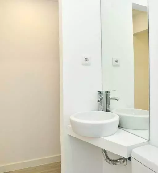 پانسیون Encarnação Home