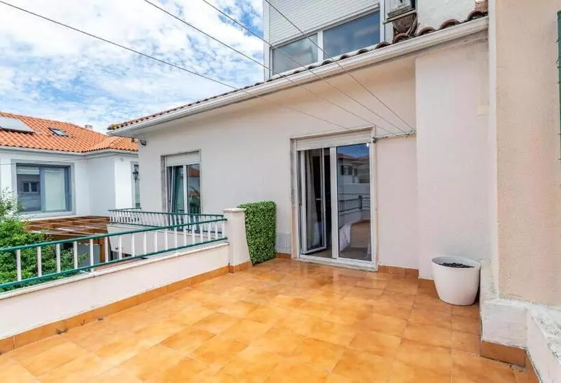 پانسیون Encarnação Home