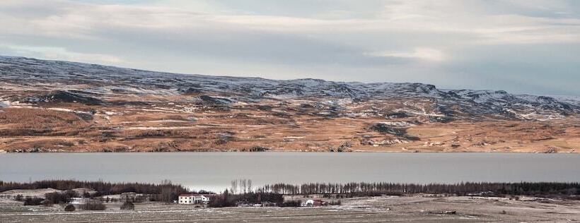 پانسیون Mjóanes Accommodation