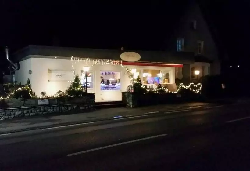 Retkeilymaja Gasthaus Sofram