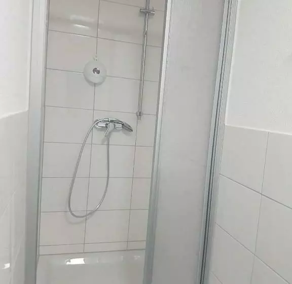 Retkeilymaja Gasthaus Sofram