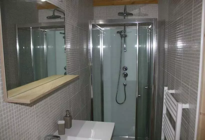 ベッドアンドブレックファースト Le Bois Du Four