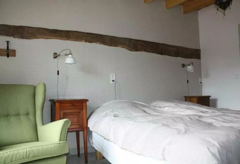 ベッドアンドブレックファースト Le Bois Du Four