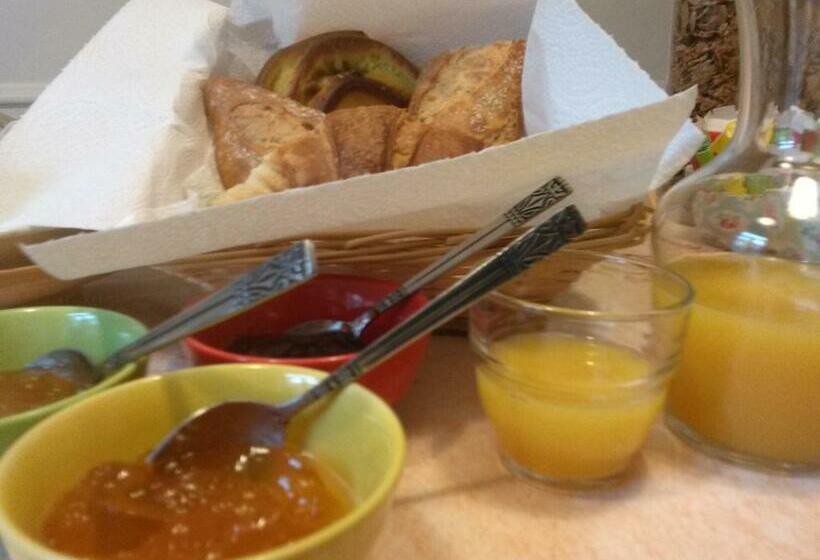 민박 Maison Lapeyriere