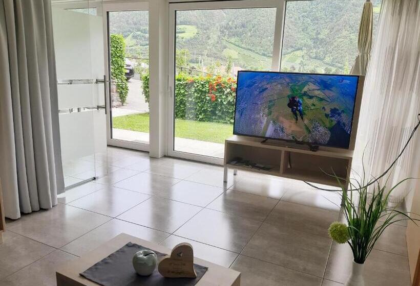 Отель Weinreichhof