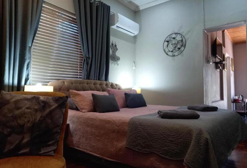 Пансион Mountainia Inn