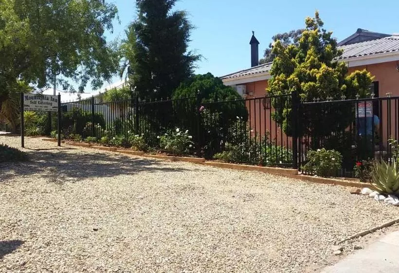 Majatalo Mountainia Inn