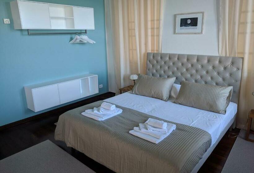 پانسیون Pep S Rooms By The Sea