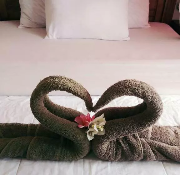 Majatalo Volcano Living