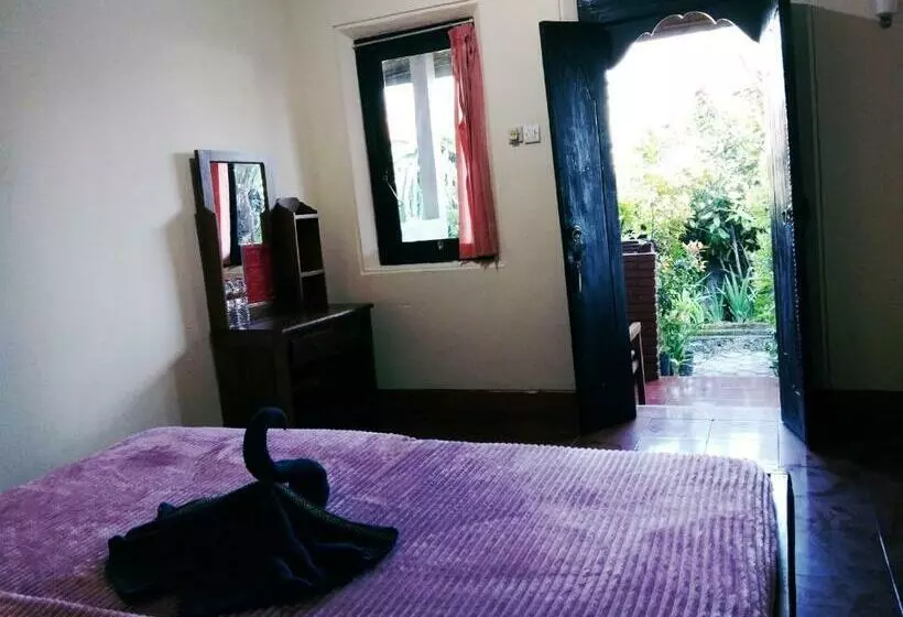 Majatalo Volcano Living